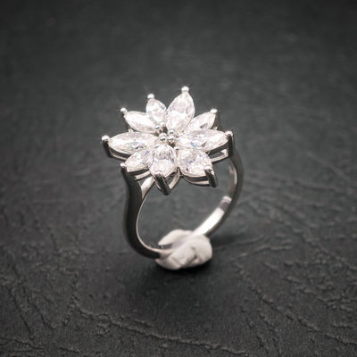 Female 925 Sterling Silver Jewelry Halo Pass Diamond Tester Classic Luxury VVS Marquise Moissanite Flower Cluster Ring