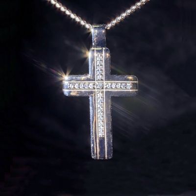 2025 Fine Jewelry 925 Sterling Silver Iced Out VVS Moissanite Cross Pendant Necklace Tester-Passed Diamond for Women and Men