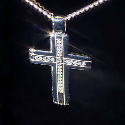 2025 Fine Jewelry 925 Sterling Silver Iced Out VVS Moissanite Cross Pendant Necklace Tester-Passed Diamond for Women and Men