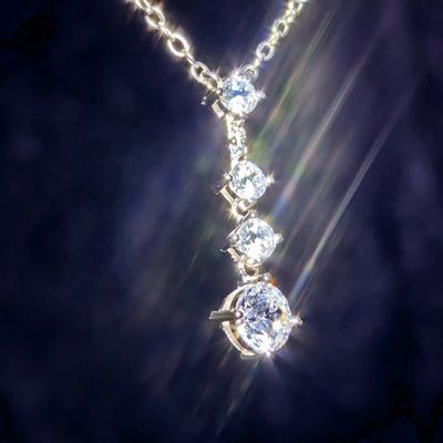 High Quality 925 Sterling Silver Minimalist Moissanite Necklace for Women Iced Bling VVS Claw Setting with Pass Diamond Tester
