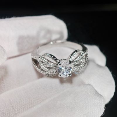 GRA High Quality Iced Out Bling 925 Sterling Silver Pass Diamond Tester VVS Oval Moissanite Cluster Bow Ring for Women