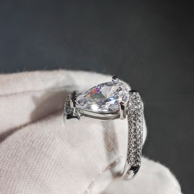 Fine Jewelry GRA Iced Out Bling VVS D Color Moissanite 925 Sterling Silver Pass Diamond Tester Pear Ring for Women Men